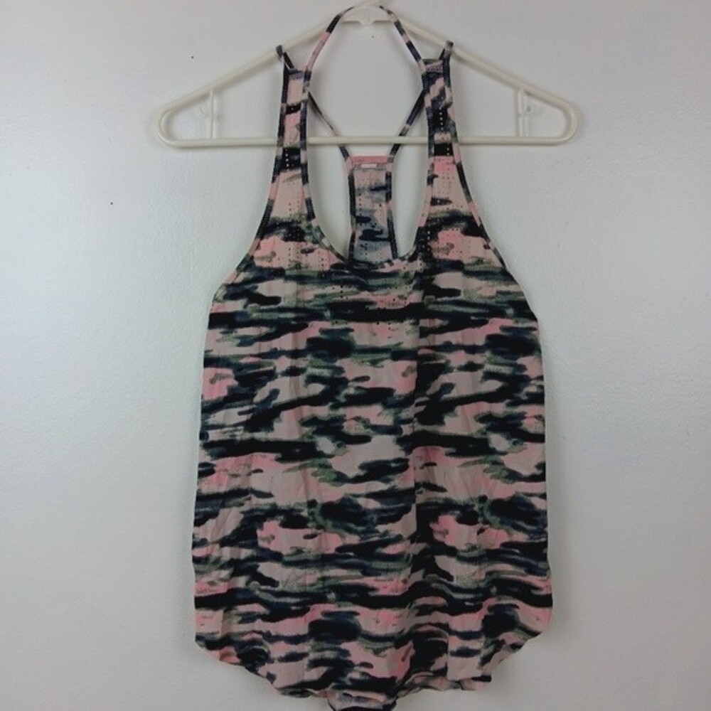 Lululemon Water Bound‎ Singlet - Picture 2 of 11